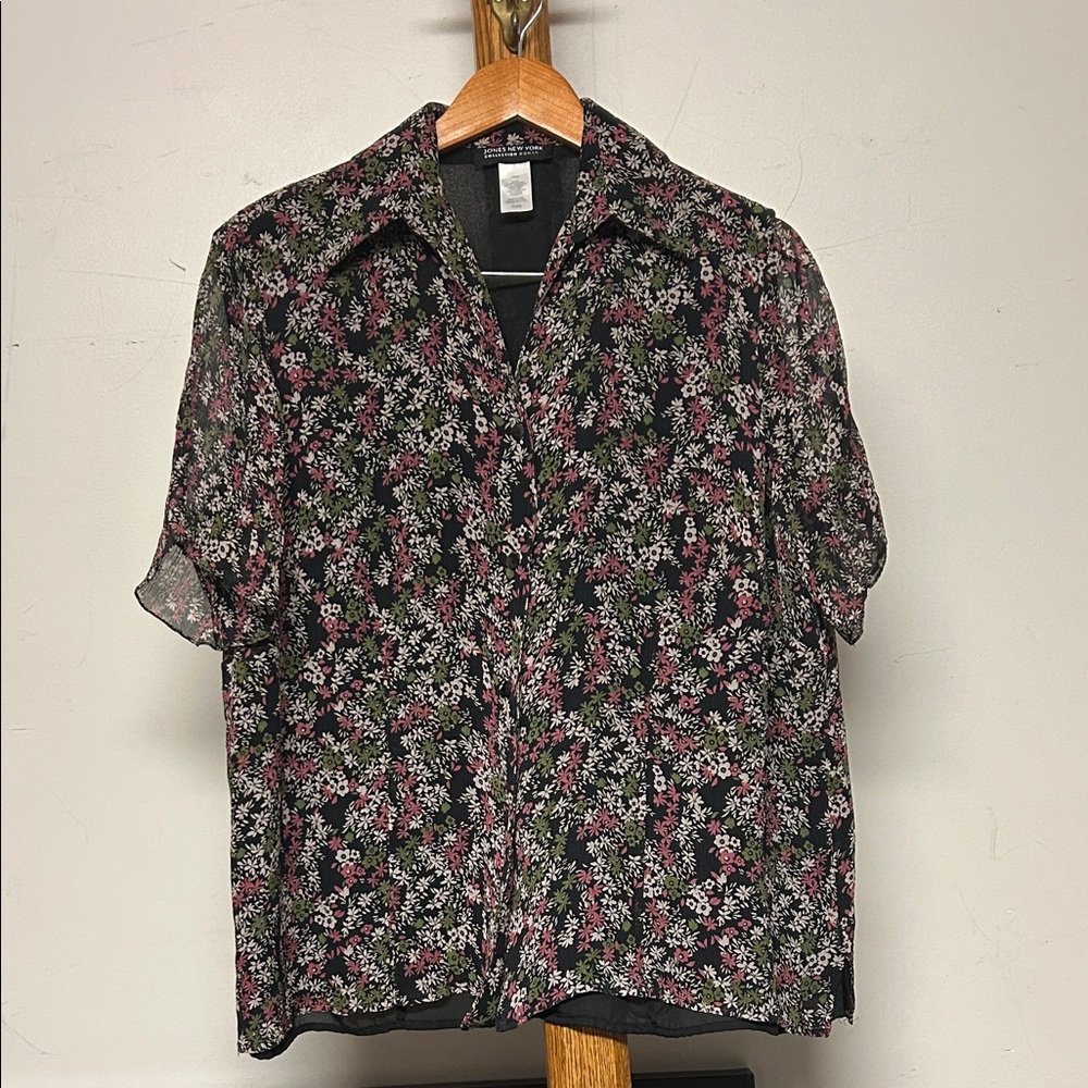 Jones New York Floral Patterned Women Shirt.